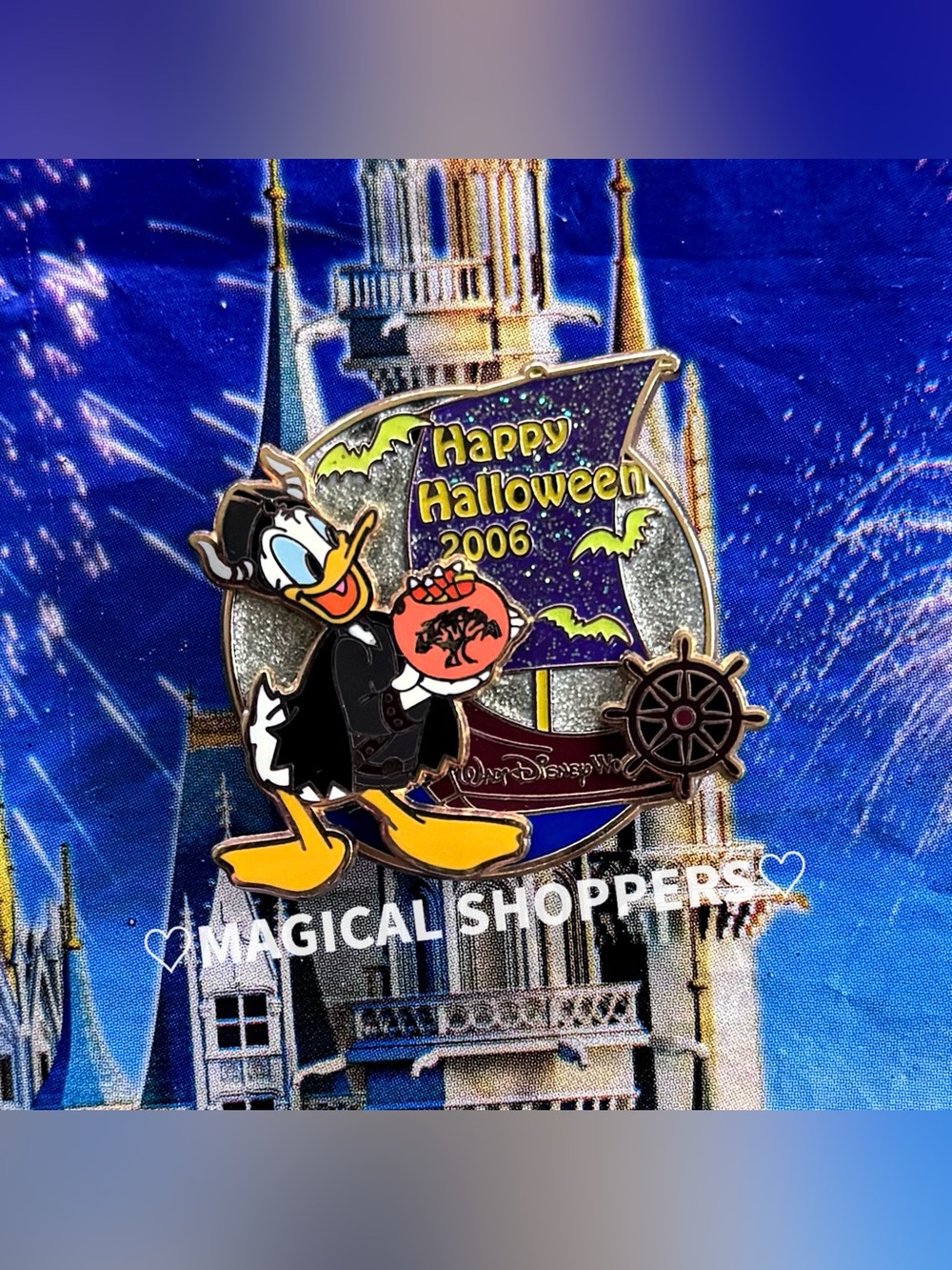 Disney Parks Happy Halloween 2006 Donald Duck Spinner Limited Edition LE Pin